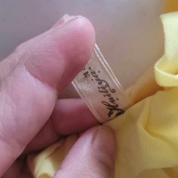 Dress - Picture 8 of 11